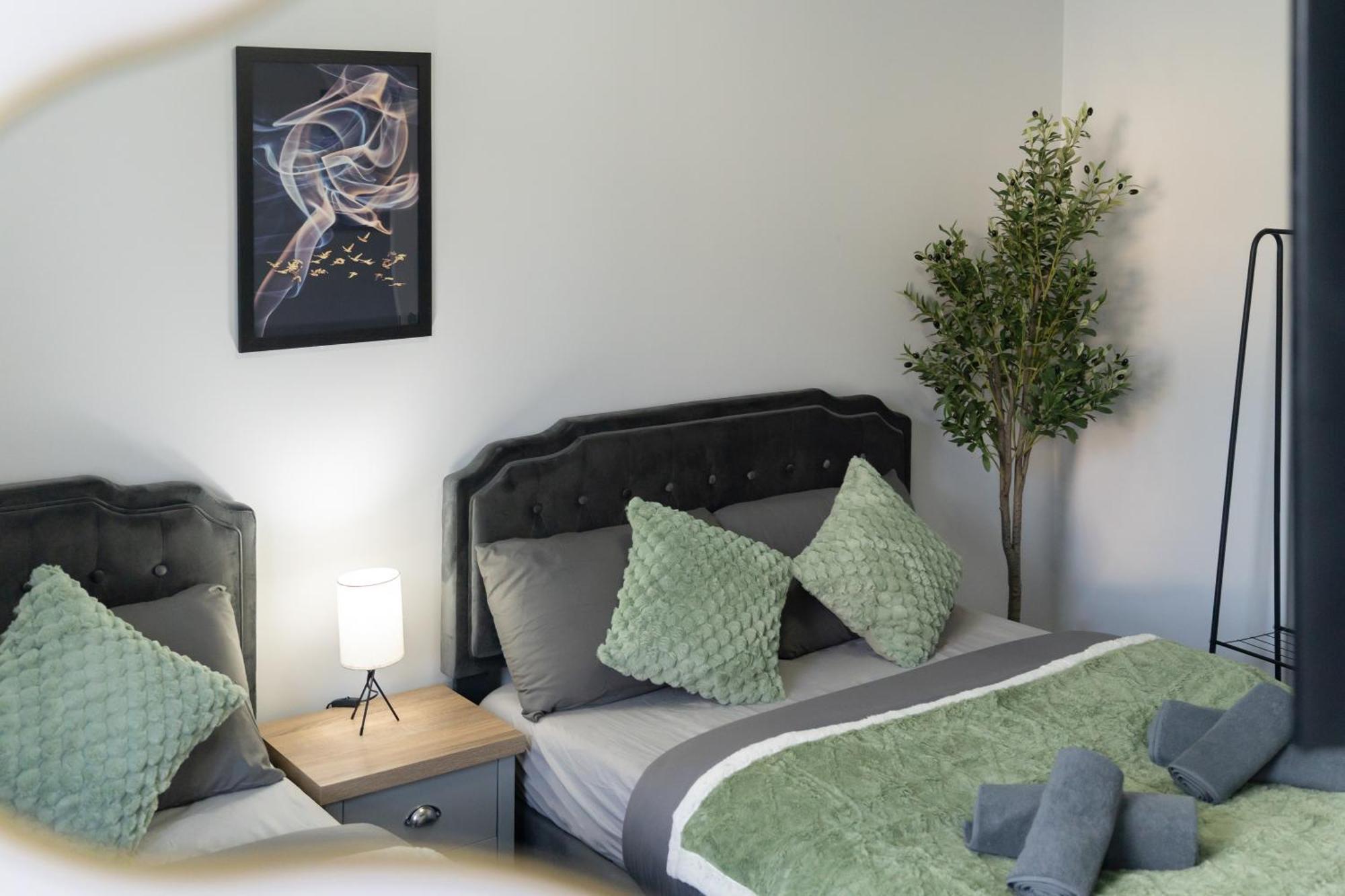 Open Mind Property - Apartment With 2 Double Beds ポーツマス エクステリア 写真