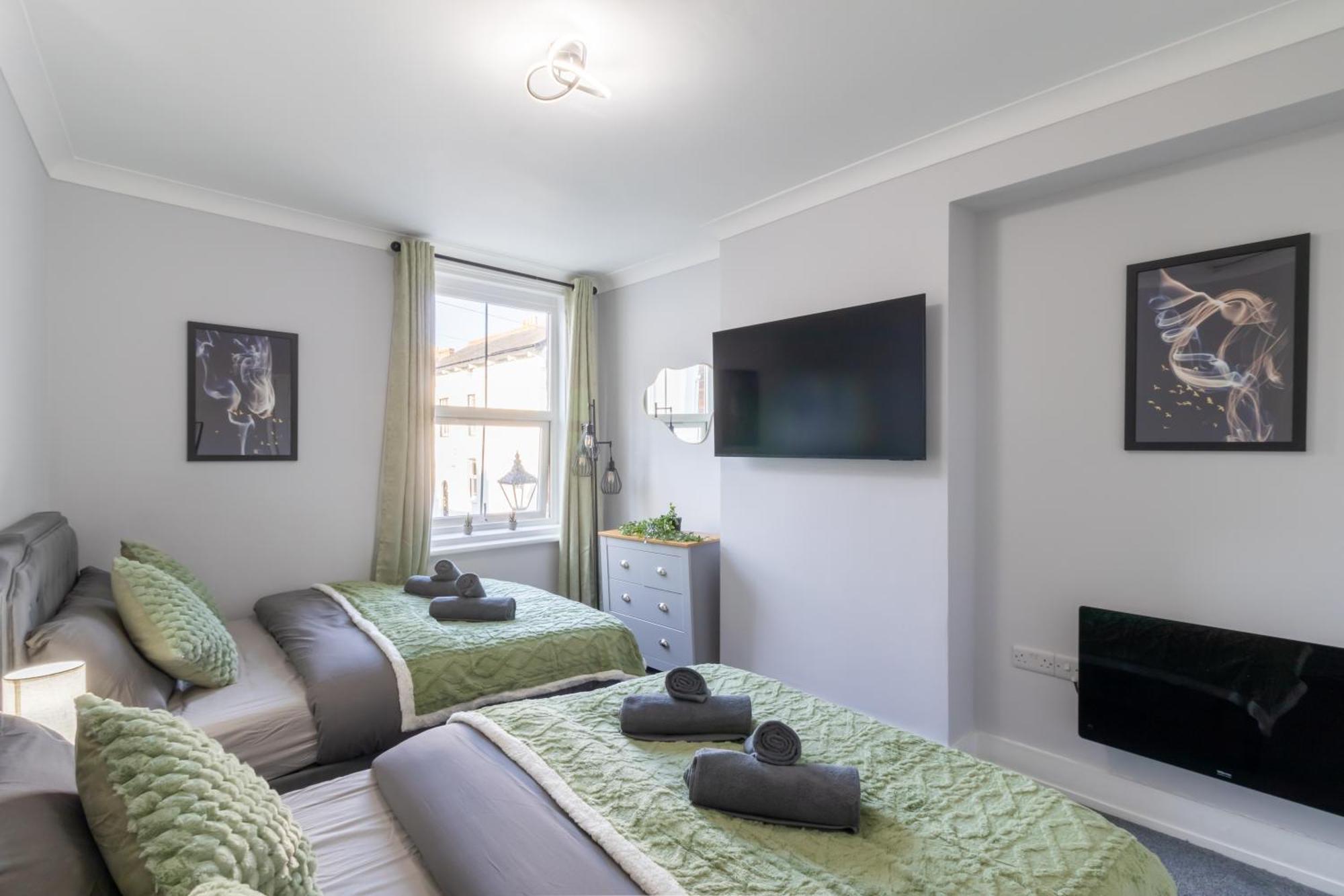 Open Mind Property - Apartment With 2 Double Beds ポーツマス エクステリア 写真